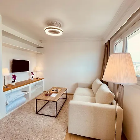 Des Pins Apartament Antibes