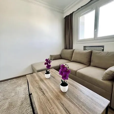 Apartment Des Pins