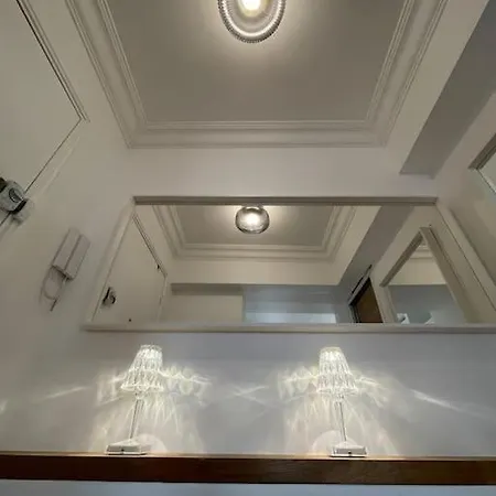 Des Pins Apartment
