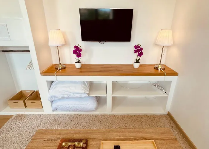 Des Pins Apartament